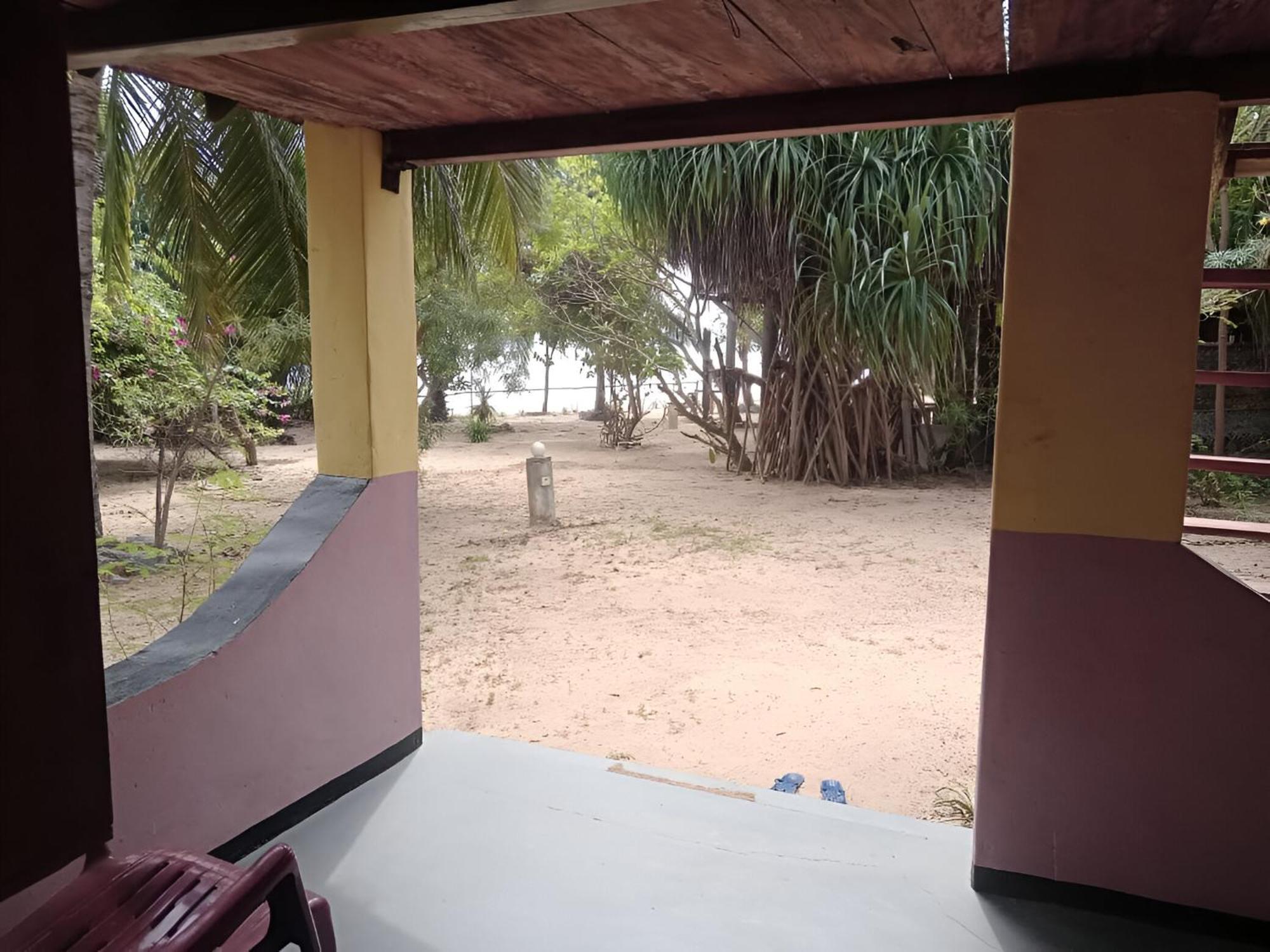 Breezy Beach Cabanas อารูกัมเบย์ ภายนอก รูปภาพ
