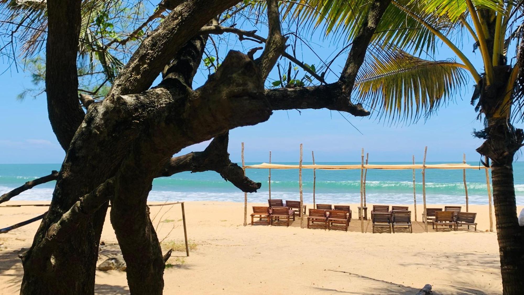 Breezy Beach Cabanas อารูกัมเบย์ ภายนอก รูปภาพ